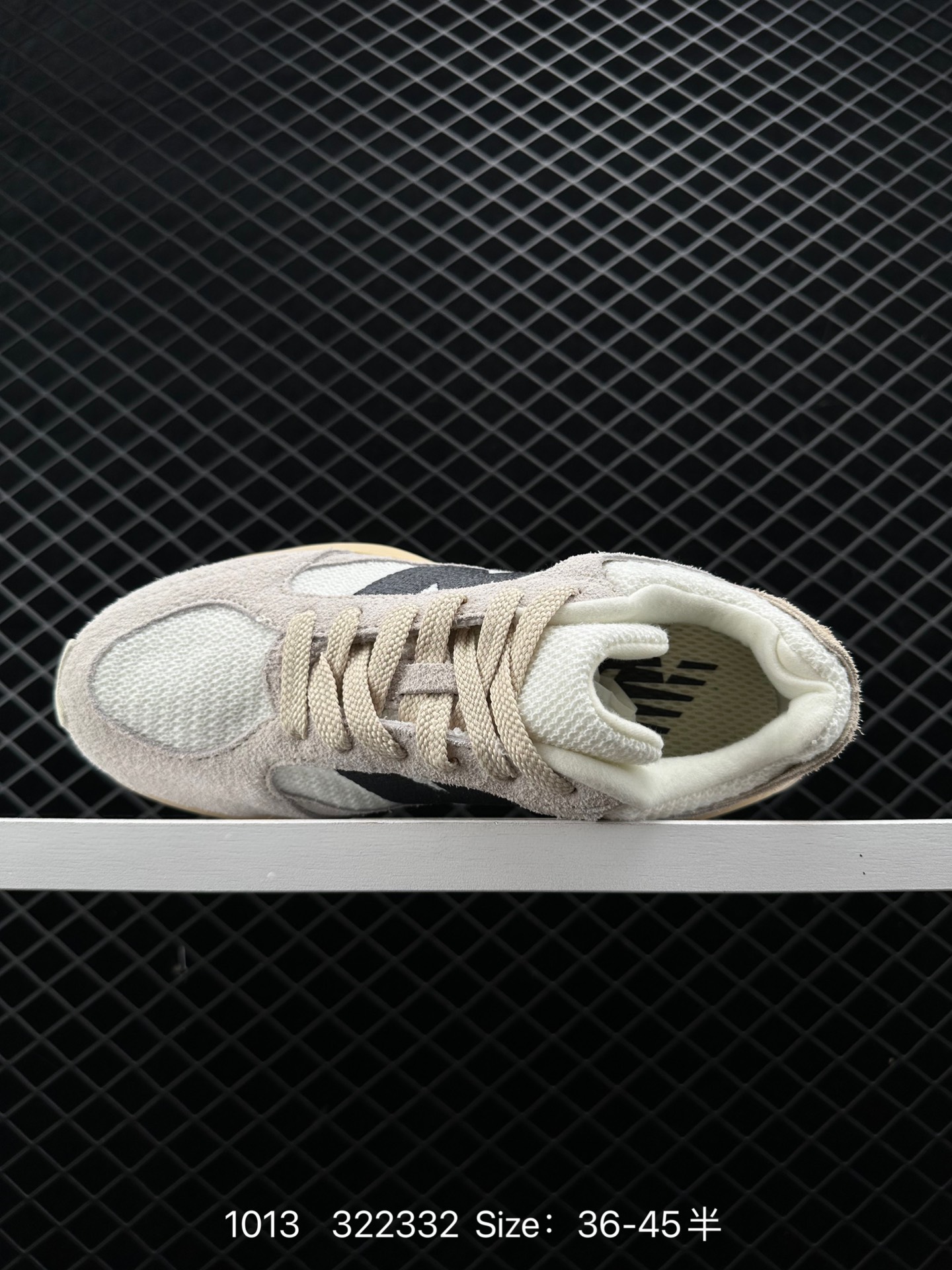 New Balance  Warped Runner